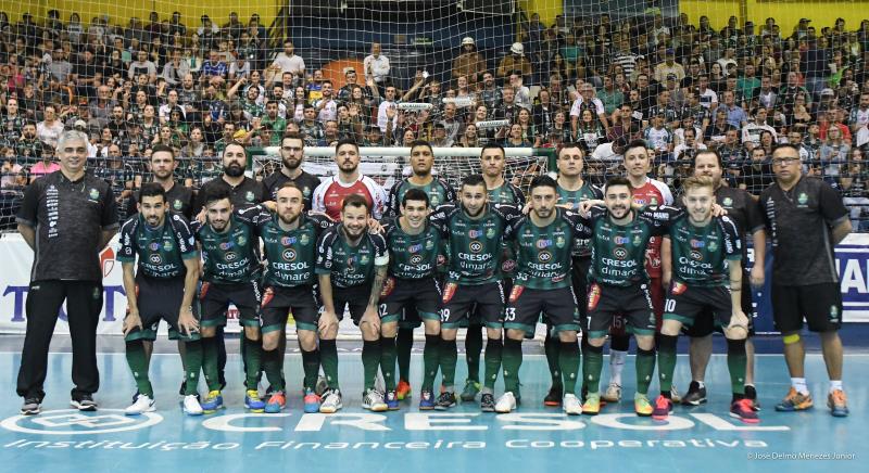 Cresol/Marreco Futsal goleia o Pato Branco no Clássico das Penas