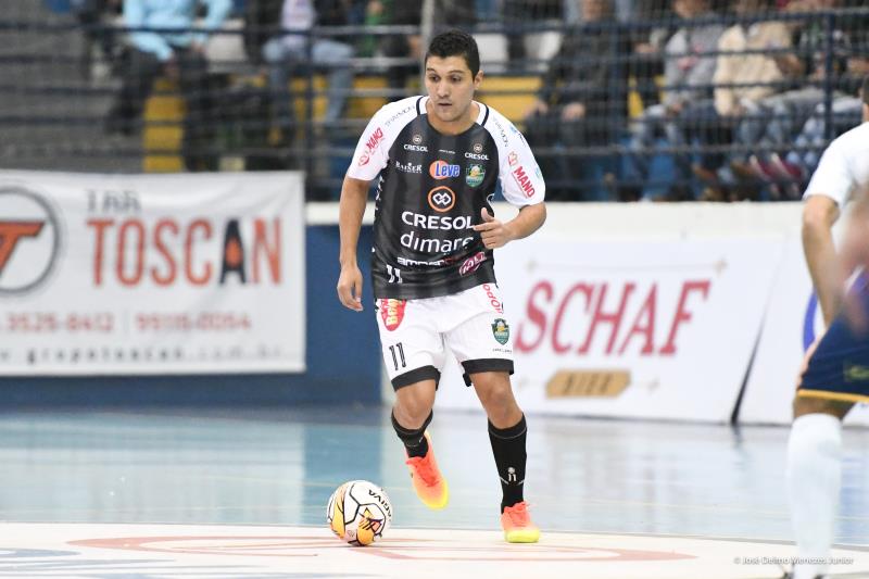 Sol Sales renova com o Cresol/Marreco Futsal