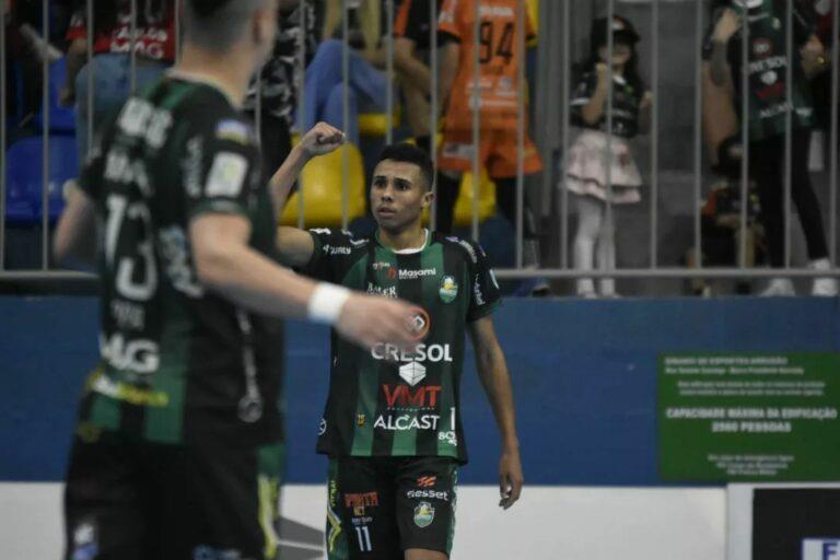 Marreco joga por empate em Foz do Iguaçu