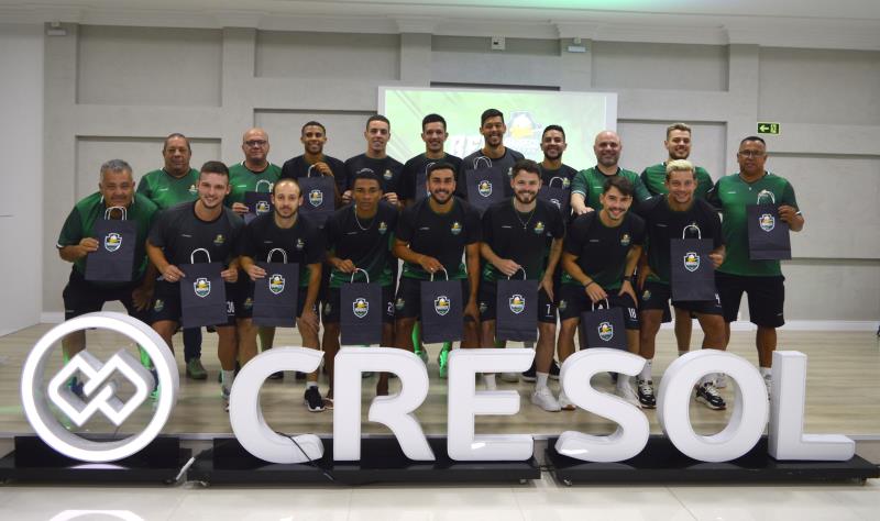 Jogadores do Marreco são apresentados à diretoria