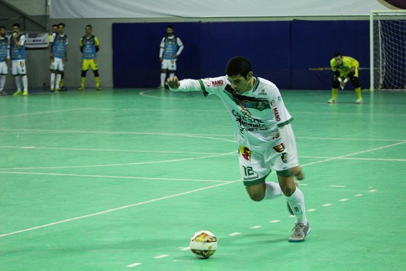 Richard renova com o Cresol/Marreco Futsal