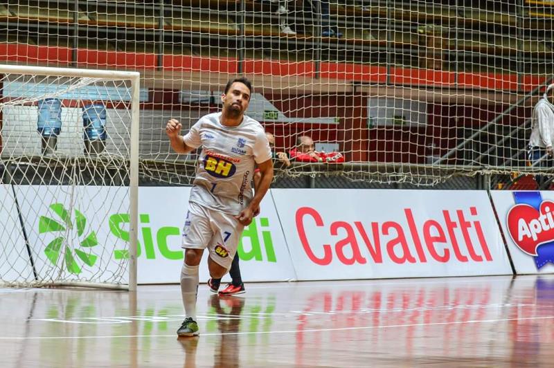 Zequinha é o novo reforço do Marreco Futsal