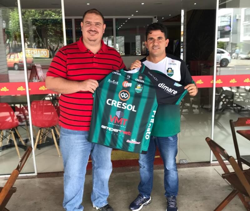 Marreco amplia parceria com o Dom Burger