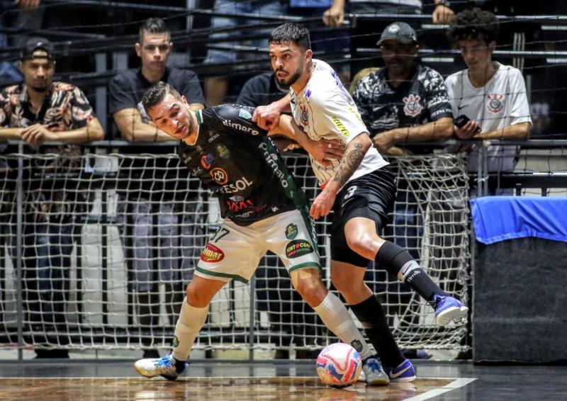 Marreco larga em vantagem na semifinal da Copa do Brasil