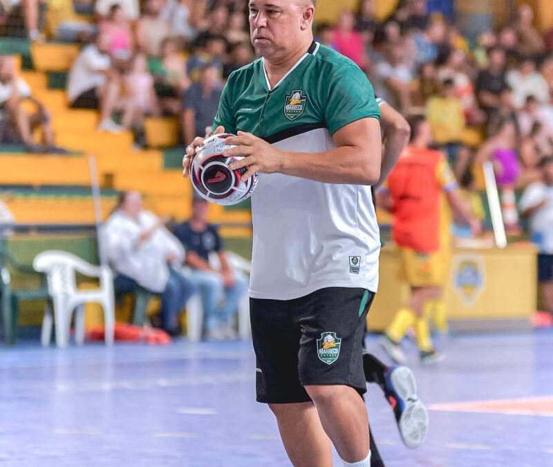 Neste Dia do Goleiro, relembre a trajetória de Barbosa, atual preparador de goleiros do Marreco Futsal