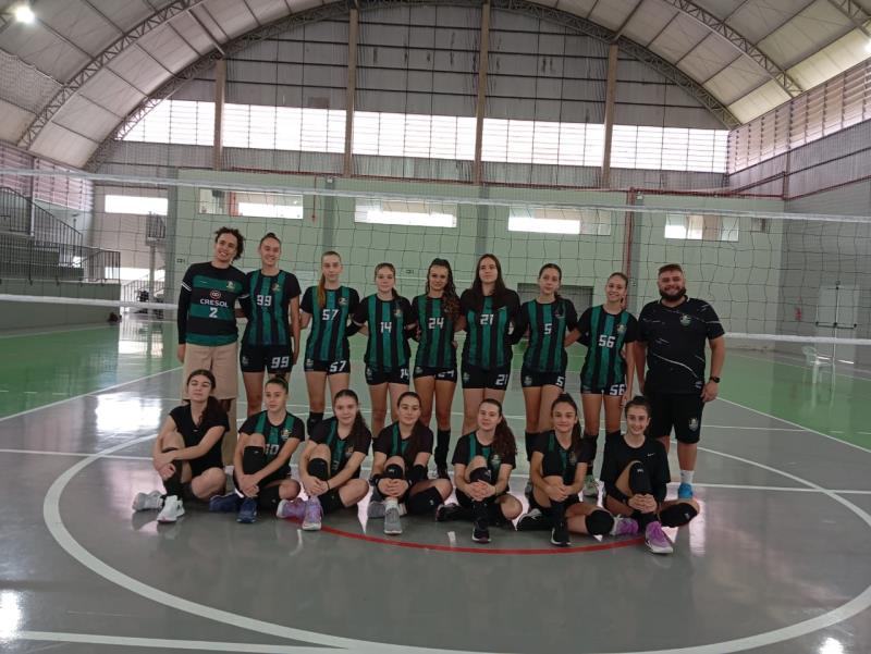 Lia do Mackenzie Voleibol inspira e deixa legado para atletas do Marreco Voleibol