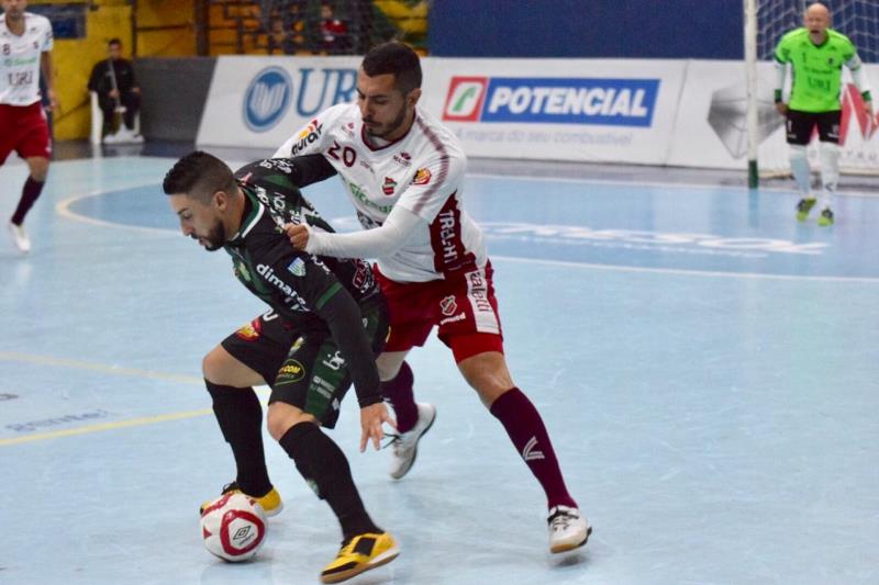 Em jogo com polêmicas de arbitragem, Marreco empata com o Atlântico